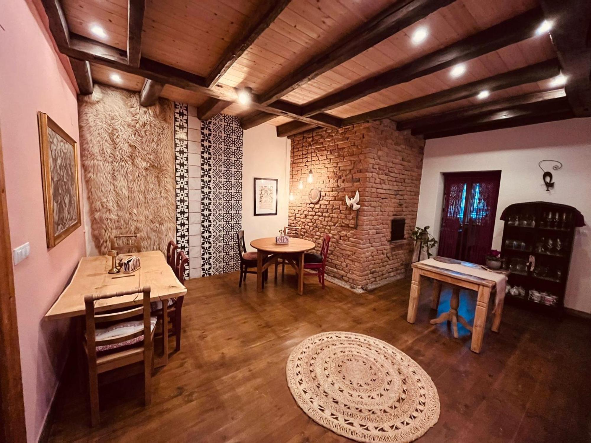 Pensiunea Agora Cisnadioara Bagian luar foto